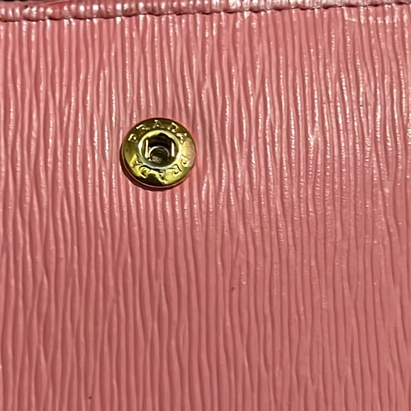Authentic Prada wallet - Picture 4 of 12